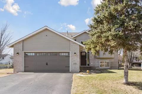 4018 Aspen Cir S, Rockford, MN 55373