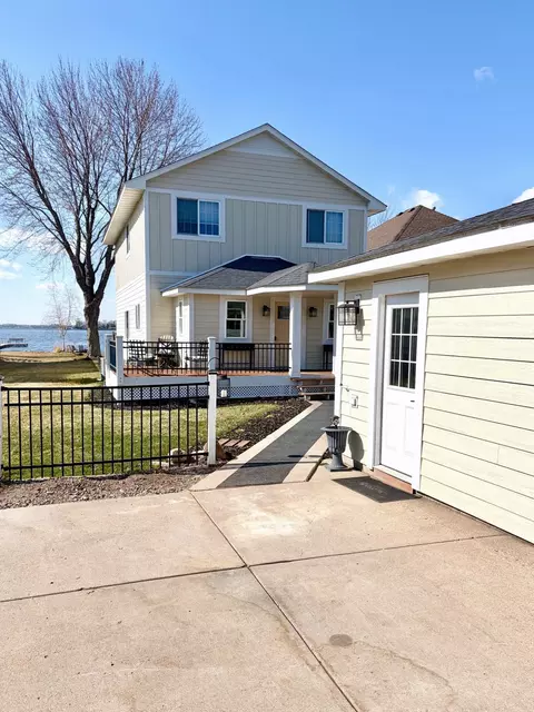 21760 Ideal Ave N, Forest Lake, MN 55025