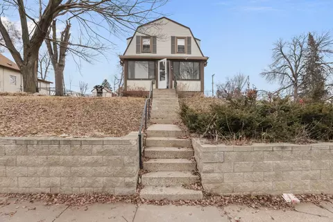 1879 Ames Ave, Saint Paul, MN 55119