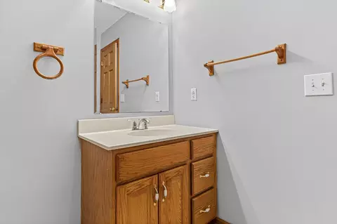 Bath - 15187 63rd St SE, Becker, MN 55308 photo 2 of 3