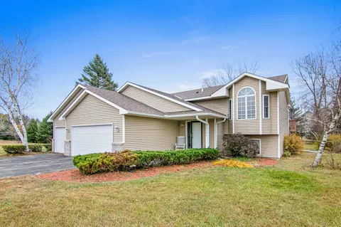 15187 63rd St SE, Becker, MN 55308