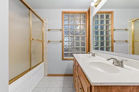 Bath - 15187 63rd St SE, Becker, MN 55308 photo 3 of 3