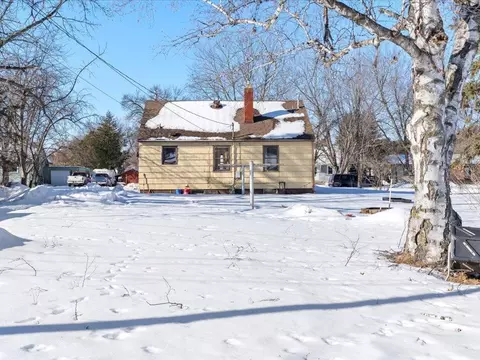 Exterior - 1210 5th Ave NE, Brainerd, MN 56401 photo 5 of 6