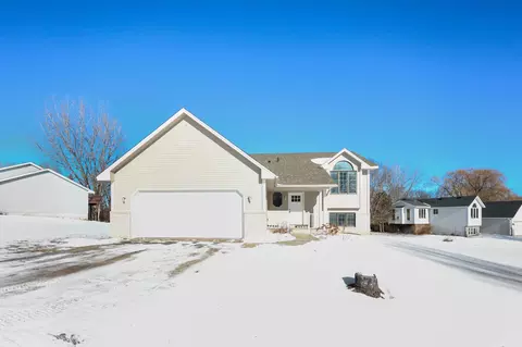 6821 Forest Rd, Rockford, MN 55373