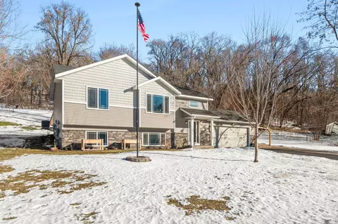 1572 Burg Ave, Saint Paul, MN 55119