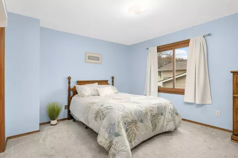 Bedroom - 13360 Wellington Cir, Champlin, MN 55316 photo 1 of 4