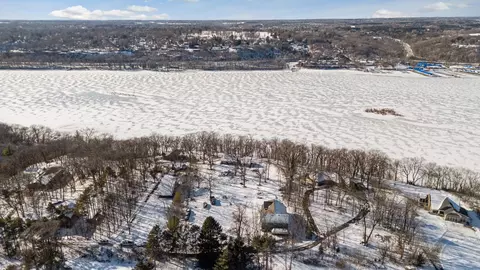 1436 Triangle Dr, Houlton, WI 54082