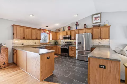 514 Miller Ln, Dundas, MN 55019 photo 2