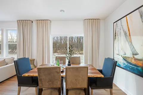 Dining - 6501 Tamarack Ln, Corcoran, MN 55340 photo 2 of 4