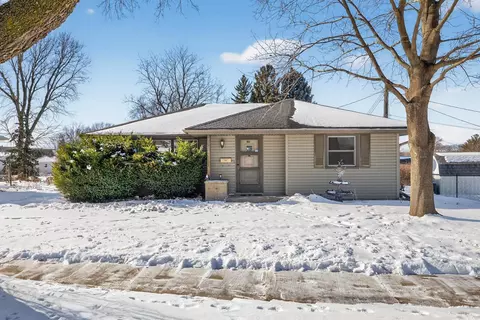 2111 15th Ave NW, Rochester, MN 55901