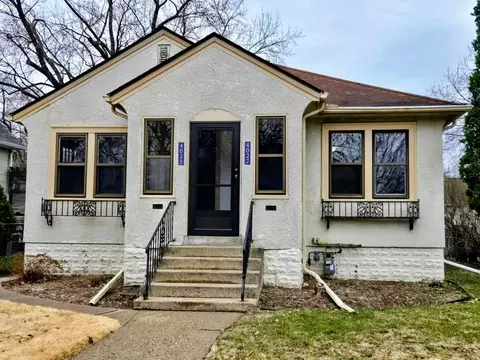 4025 42nd Ave S, Minneapolis, MN 55406