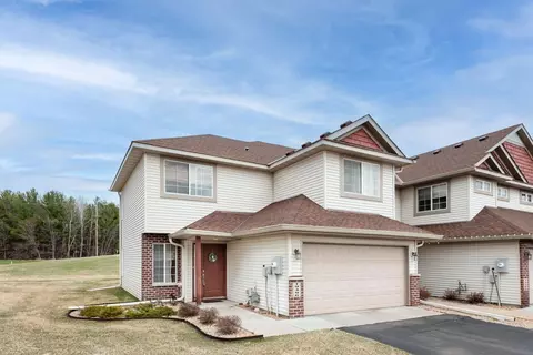 19496 Prairieview Dr, Rogers, MN 55374
