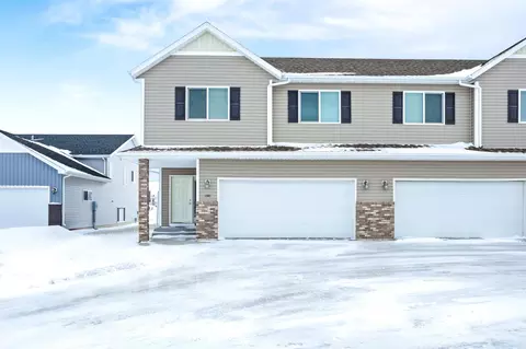 1341 12th St W, West Fargo, ND 58078