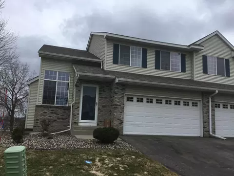 13466 Settlers Ridge Dr, Burnsville, MN 55337