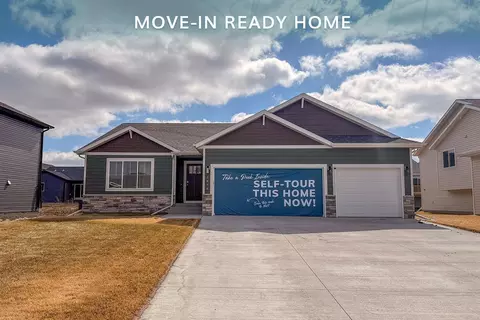 1474 66th Ave S, Fargo, ND 58104