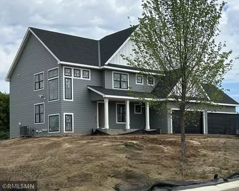 5803 S Century Rdg S, Woodbury, MN 55129