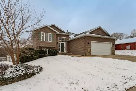 4408 6th St NW, Rochester, MN 55901