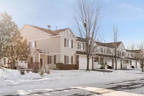 18051 69th Pl N #2006, Maple Grove, MN 55311
