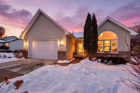 1922 Swenson St, Stillwater, MN 55082