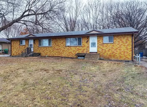 7385 University Ave NE, Fridley, MN 55432
