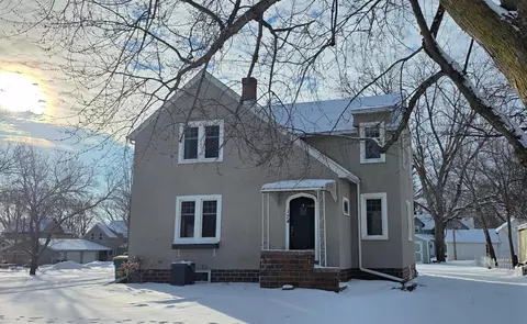 174 E Main St, Cottonwood, MN 56229