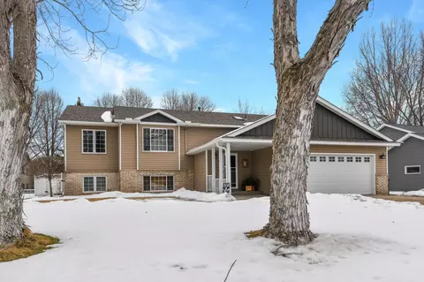 310 7th Ave S, Sartell, MN 56377