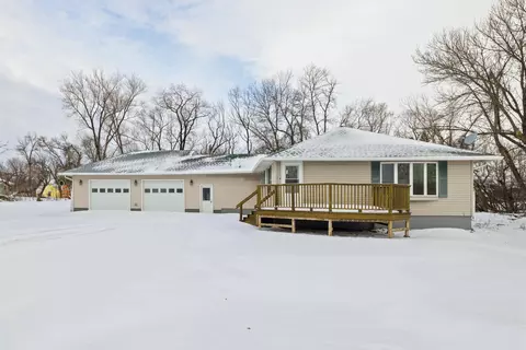610 6th St, Hope, ND 58046