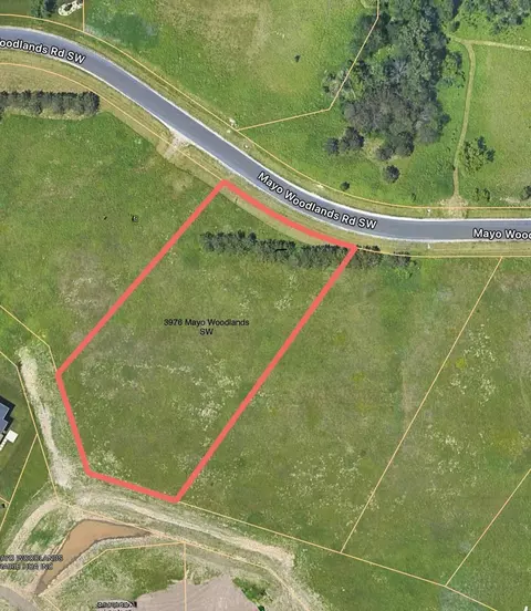3976 Mayo Woodlands Rd SW, Rochester, MN 55902