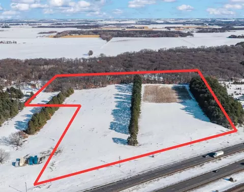 000 Hwy 10 N, Royalton, MN 56373