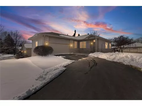 15025 Everleigh Cir, Rosemount, MN 55068