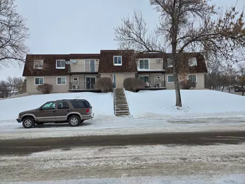 602 12 12 Ave E #5, West Fargo, ND 58078