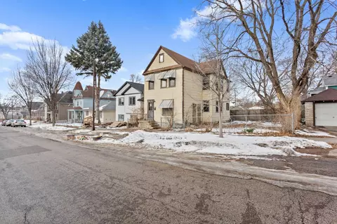 687 Sims Ave, Saint Paul, MN 55106