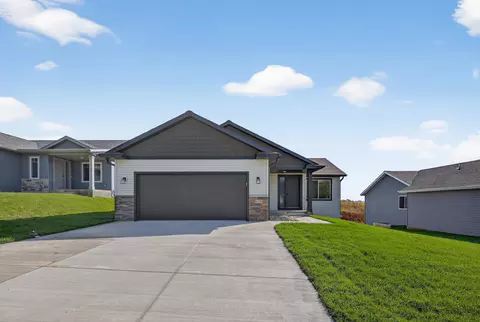 6238 Cody Pl NW, Rochester, MN 55901