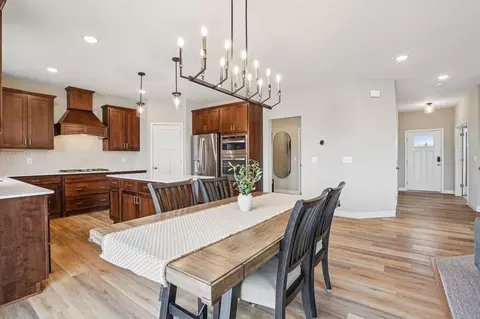 Dining - 11624 5th St NE, Hanover, MN 55341 photo 4 of 5