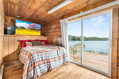 Bedroom - 2132 295th Ave, Luck, WI 54853 photo 1 of 6