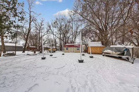 Exterior - 1322 1st Ave NE, Faribault, MN 55021 photo 3 of 10