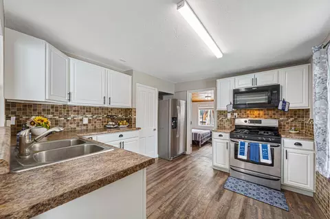 Kitchen - 1322 1st Ave NE, Faribault, MN 55021 photo 1 of 3