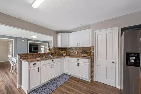 Kitchen - 1322 1st Ave NE, Faribault, MN 55021 photo 2 of 3