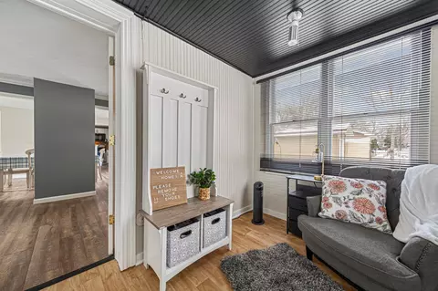 Entry Way - 1322 1st Ave NE, Faribault, MN 55021 photo 1 of 2