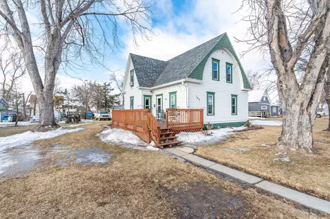 142 Morton Ave, Page, ND 58064