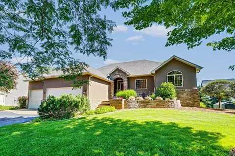 1575 Goldenrod Cir, Lino Lakes, MN 55038
