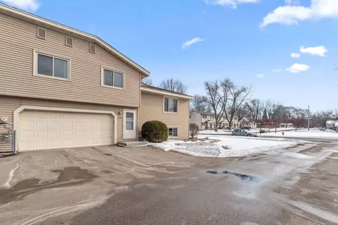 4208 W 124th St, Savage, MN 55378