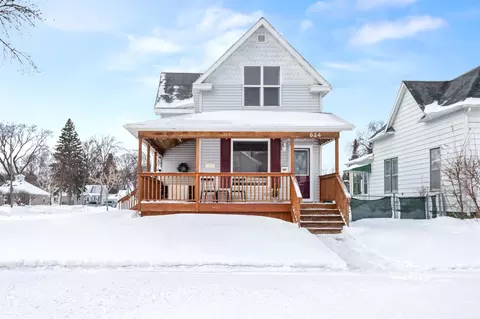 524 Cherry St, Grand Forks, ND 58201