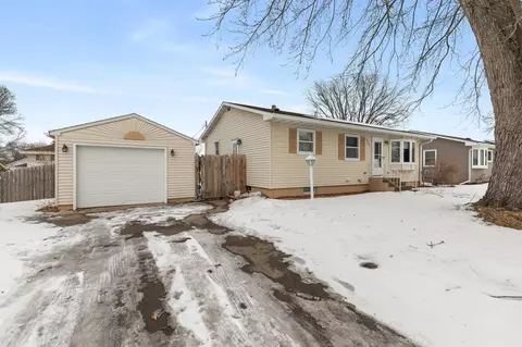1025 3rd Ave NE, Little Falls, MN 56345