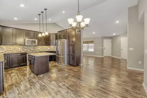 1132 138th St E, Rosemount, MN 55068 photo 3