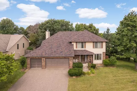 1414 Corral Ln, Woodbury, MN 55125