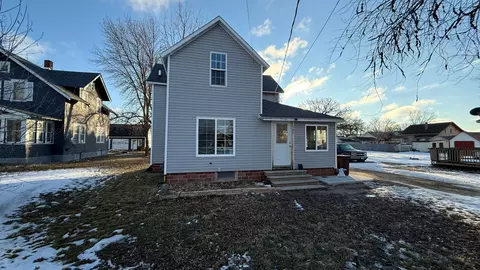 582 Gravel Rd, Montevideo, MN 56265