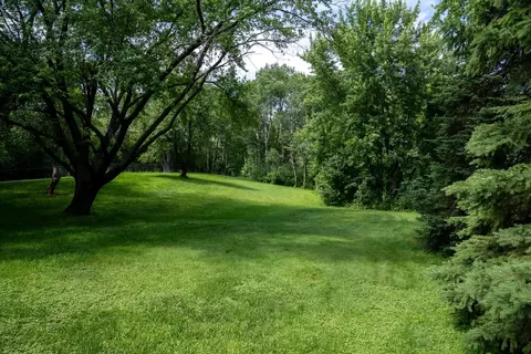 Exterior - 835 Gramsie Rd, Shoreview, MN 55126 photo 11 of 11