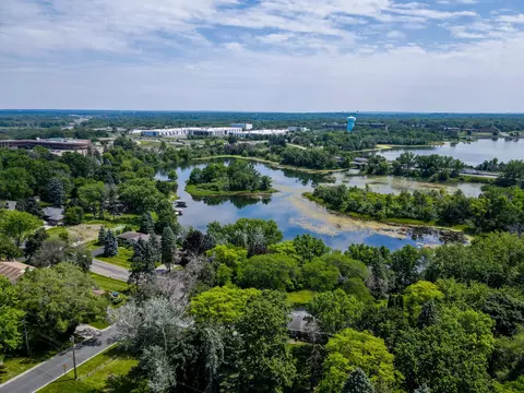 View/Area - 835 Gramsie Rd, Shoreview, MN 55126 photo 7 of 8