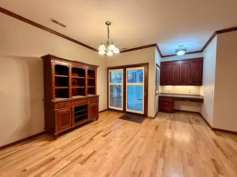 Living - 835 Gramsie Rd, Shoreview, MN 55126 photo 8 of 11